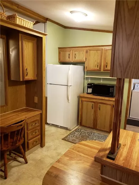 5 Lear Dr, Coventry, RI 02816 photo 3
