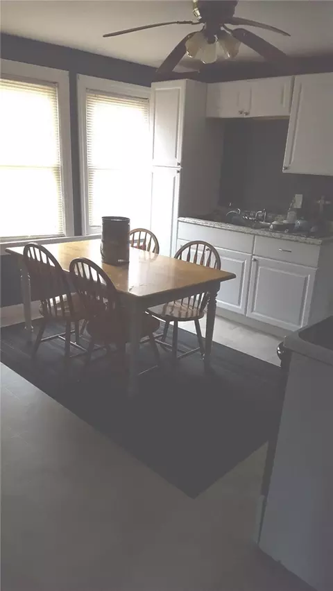 20 Top St, Westerly, RI 02891 photo 5