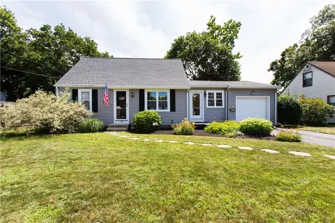 28 Grotto Ave, Warwick, RI 02888 photo 1