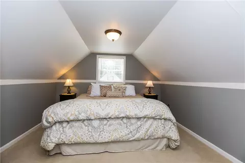 28 Grotto Ave, Warwick, RI 02888 photo 17