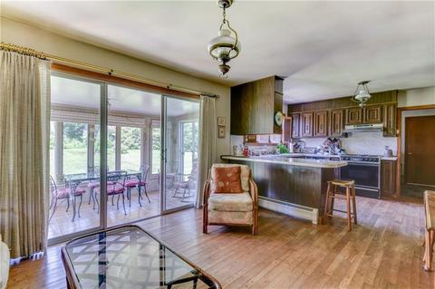 17 Baldwin Rd, Middletown, RI 02842 photo 8