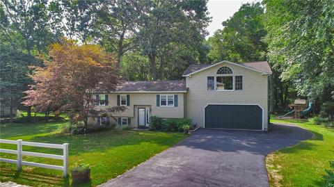 21 Robin Way, Westerly, RI 02891 photo 2