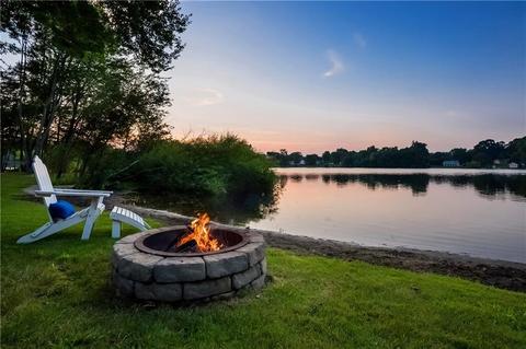 79 Glen Dr, Warwick, RI 02889 photo 36