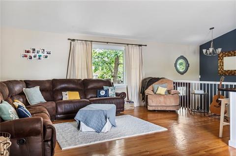 79 Glen Dr, Warwick, RI 02889 photo 12