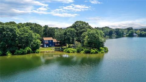 79 Glen Dr, Warwick, RI 02889 photo 3
