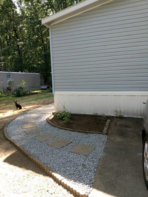 11 Hillside Dr, Mapleville, RI 02839 photo 2