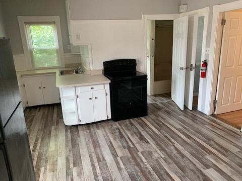 294 Killingly St, Providence, RI 02909 photo 3