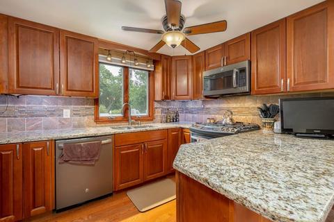 30 Brownlee Blvd, Warwick, RI 02886 photo 8