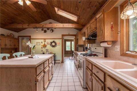 129 Old Flat River Rd, Coventry, RI 02816 photo 9