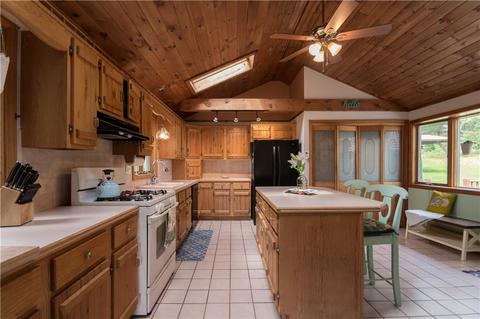 129 Old Flat River Rd, Coventry, RI 02816 photo 8