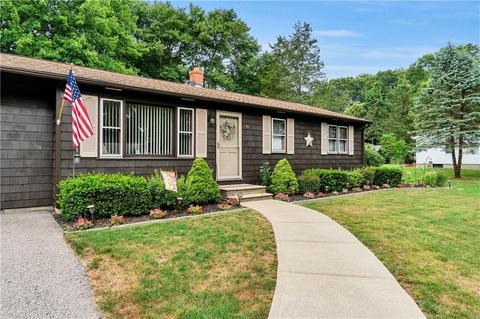 51 Cedar Grove Dr, Exeter, RI 02822 photo 3