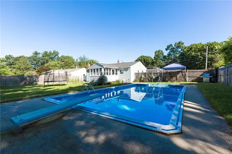 16 Vera Rd, Coventry, RI 02816 photo 5