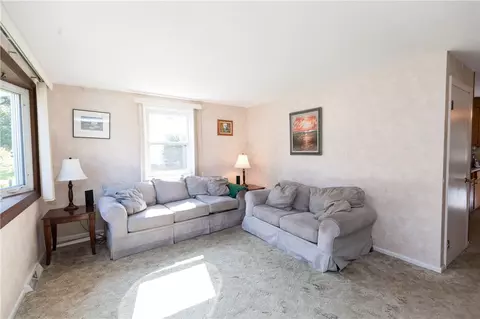 16 Vera Rd, Coventry, RI 02816 photo 10
