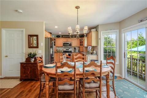 31 Piezzo Dr, Westerly, RI 02891 photo 10