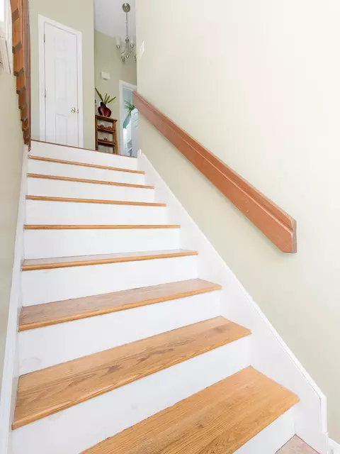 67 Vanstone Ave, Warwick, RI 02889 photo 4