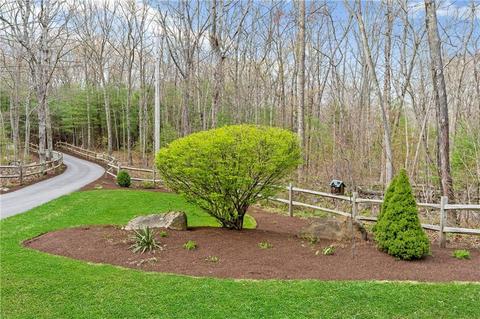 10 Stone Gate Dr, Coventry, RI 02816 photo 3