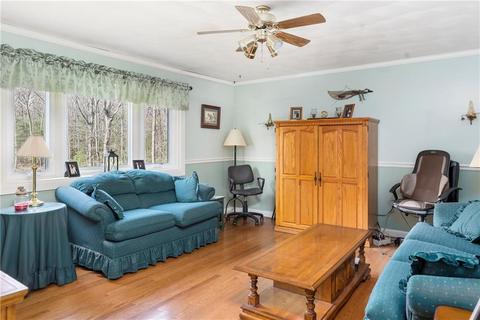 10 Stone Gate Dr, Coventry, RI 02816 photo 9