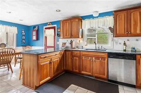10 Stone Gate Dr, Coventry, RI 02816 photo 19