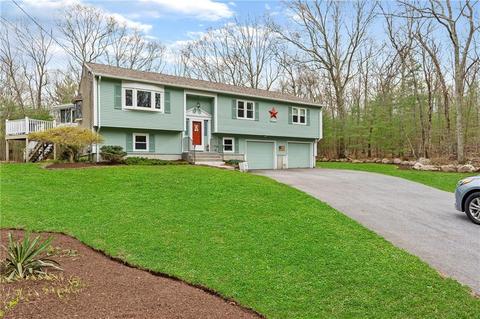 10 Stone Gate Dr, Coventry, RI 02816 photo 1