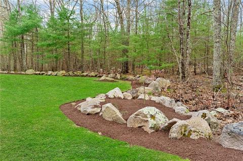 10 Stone Gate Dr, Coventry, RI 02816 photo 16