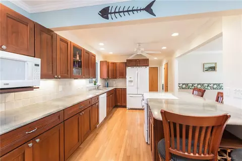 15 Urso Dr, Westerly, RI 02891 photo 6