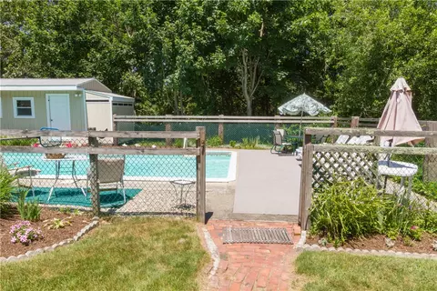 15 Urso Dr, Westerly, RI 02891 photo 32