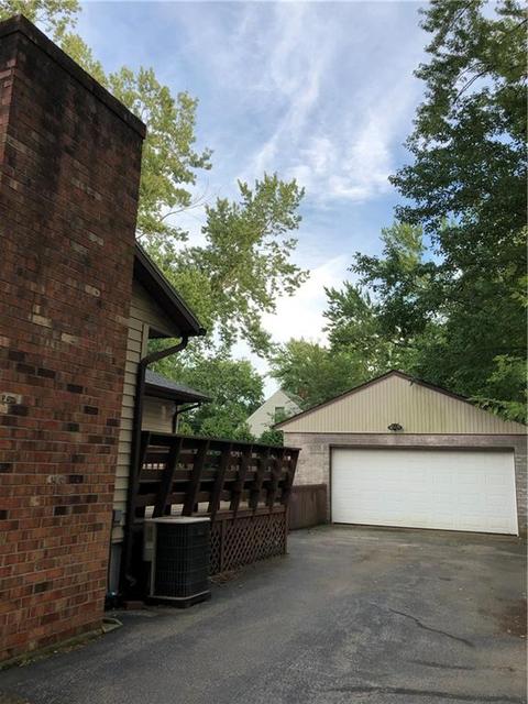 58 Ruby St, Warwick, RI 02889 photo 2