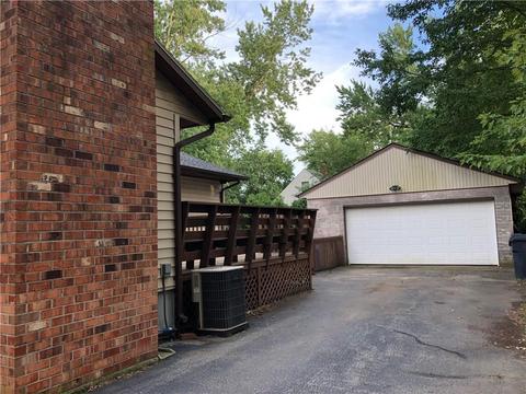 58 Ruby St, Warwick, RI 02889 photo 3