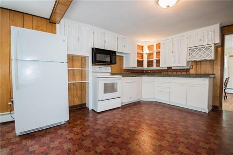 15 Eldridge Ave, Warwick, RI 02886 photo 5