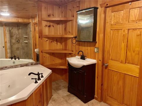 33 Saint Barnabe St, Woonsocket, RI 02895 photo 13