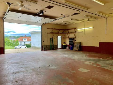 33 Saint Barnabe St, Woonsocket, RI 02895 photo 30