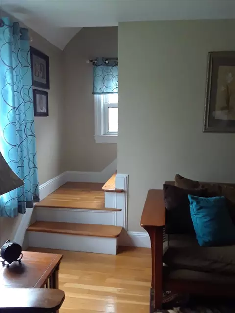 25 White Ave, Warwick, RI 02889 photo 12