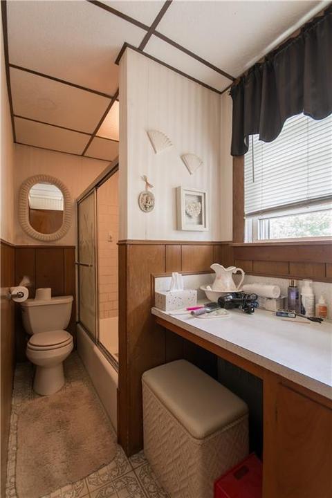 580 Hicks St, Fall River, MA 02724 photo 21