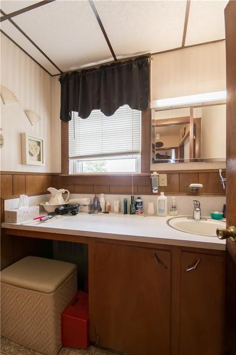 580 Hicks St, Fall River, MA 02724 photo 20