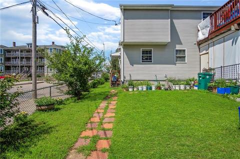 74 Roberts St, Woonsocket, RI 02895 photo 19