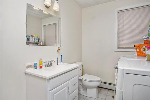 74 Roberts St, Woonsocket, RI 02895 photo 17