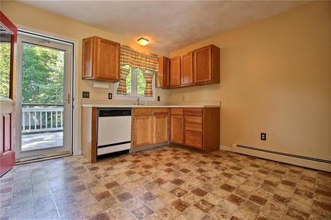 2 Top St, Westerly, RI 02891 photo 5