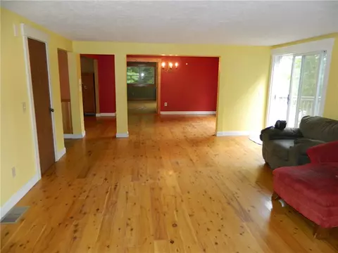 40 Pine Tree Rd, Coventry, RI 02816 photo 6