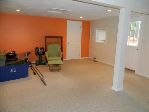 40 Pine Tree Rd, Coventry, RI 02816 photo 9