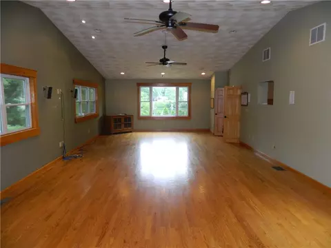 40 Pine Tree Rd, Coventry, RI 02816 photo 4