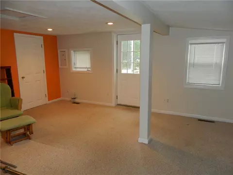 40 Pine Tree Rd, Coventry, RI 02816 photo 10