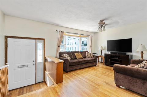 11 Phebe St, Woonsocket, RI 02895 photo 9