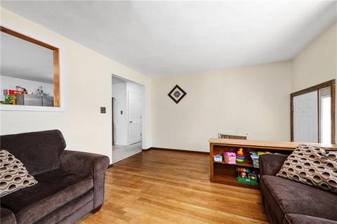 11 Phebe St, Woonsocket, RI 02895 photo 10