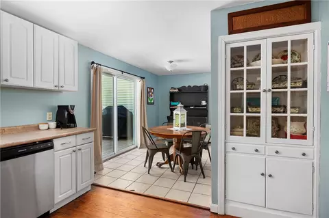74 Maple Leaf Rd, Glendale, RI 02826 photo 6