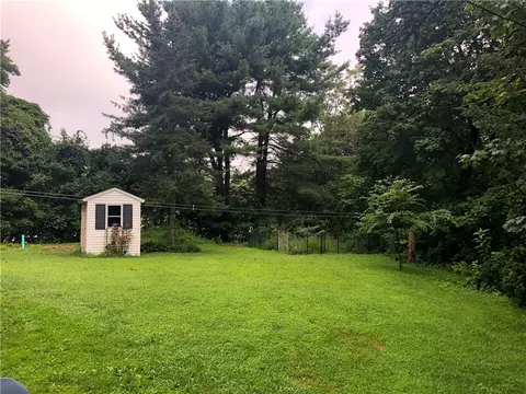 38 Talbot Ave, Woonsocket, RI 02895 photo 7