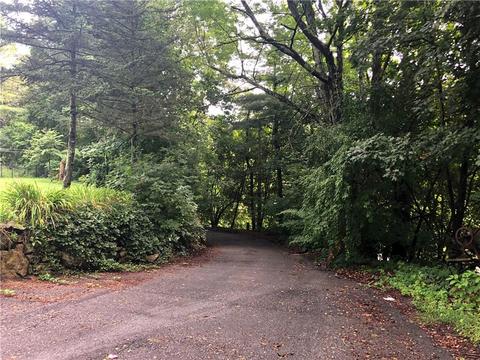38 Talbot Ave, Woonsocket, RI 02895 photo 11