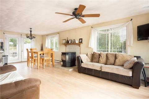 80 Edgewater Dr, Warwick, RI 02886 photo 11