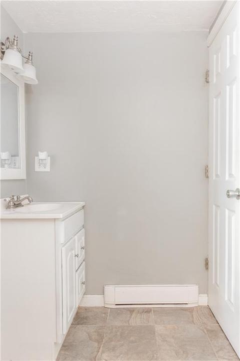 80 Edgewater Dr, Warwick, RI 02886 photo 24