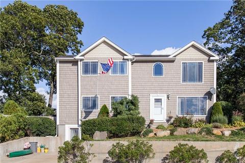 80 Edgewater Dr, Warwick, RI 02886 photo 4