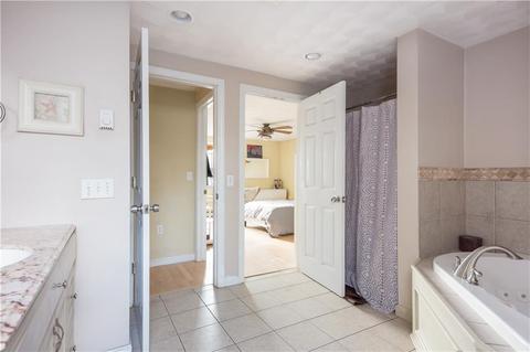 80 Edgewater Dr, Warwick, RI 02886 photo 19